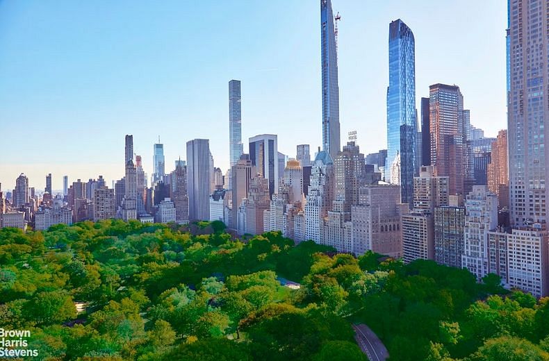 25 Central Park West #30O