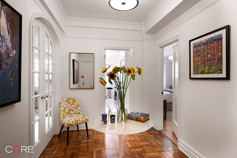 25 Central Park West #4Z