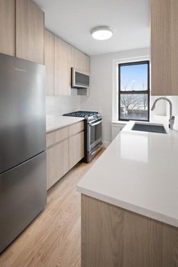 Image 1 of 13 for 25 Chittenden Avenue #1B in Manhattan, New York, NY, 10033