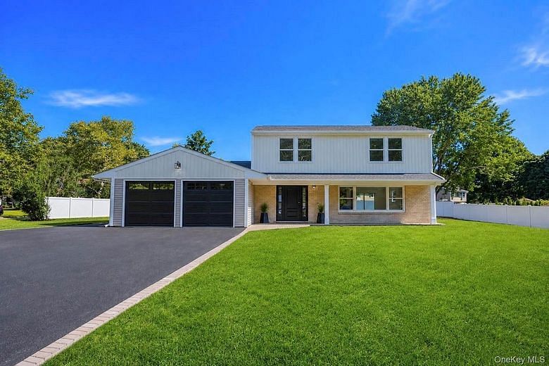 25 Crater Lake Drive