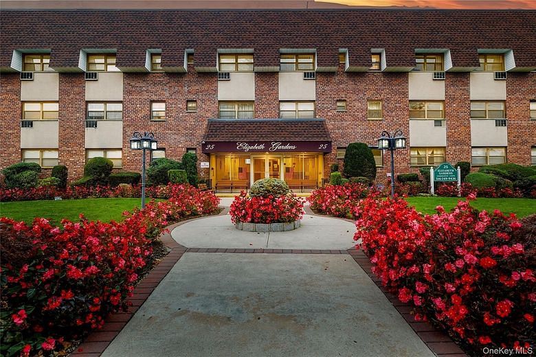 25 Elizabeth Street #3H