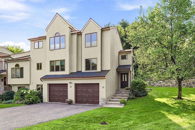 25 Fawn Lane