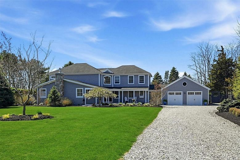 25 Lighthouse Road