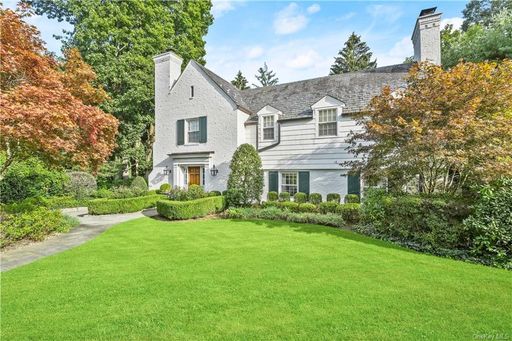 Image 1 of 19 for 25 Moore Road in Westchester, Bronxville, NY, 10708