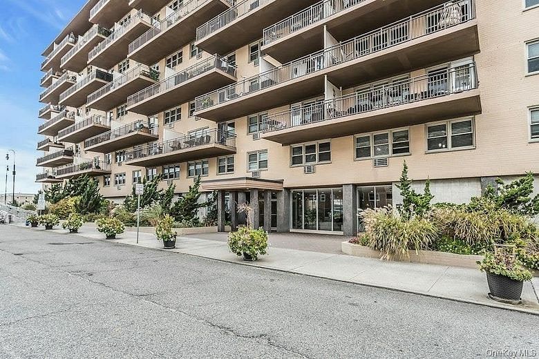 25 Neptune Boulevard #2nd Floor