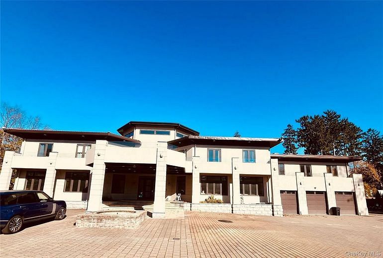 25 Shelter Rock Road