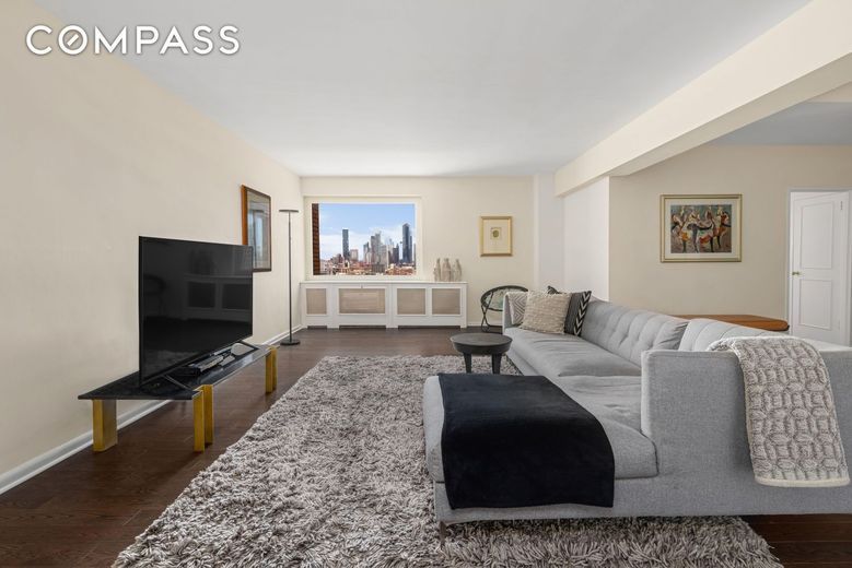 25 Sutton Place South #18L