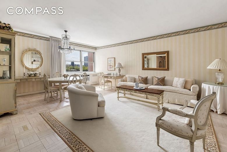 25 Sutton Place South #4I