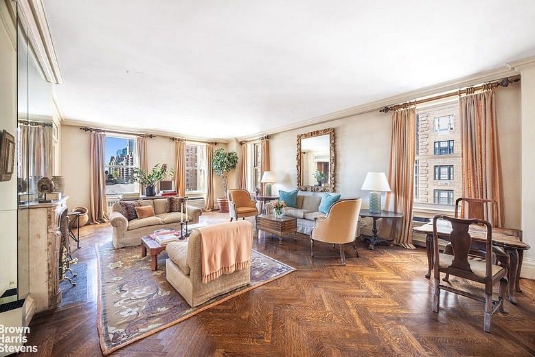 25 Sutton Place #6THFLR