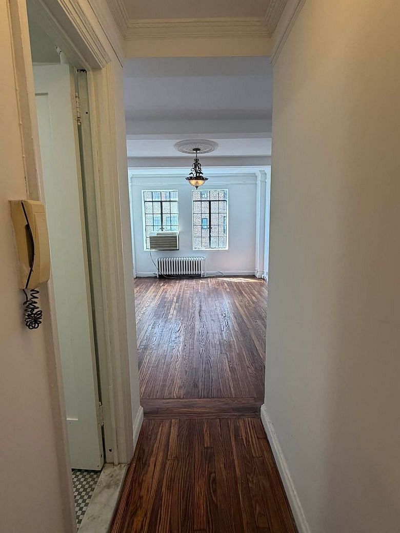 25 Tudor City Place #1021