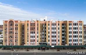 25 W Broadway #204