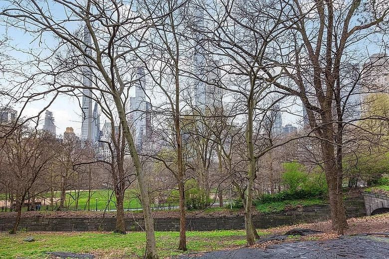 25 West 64th Street #1B