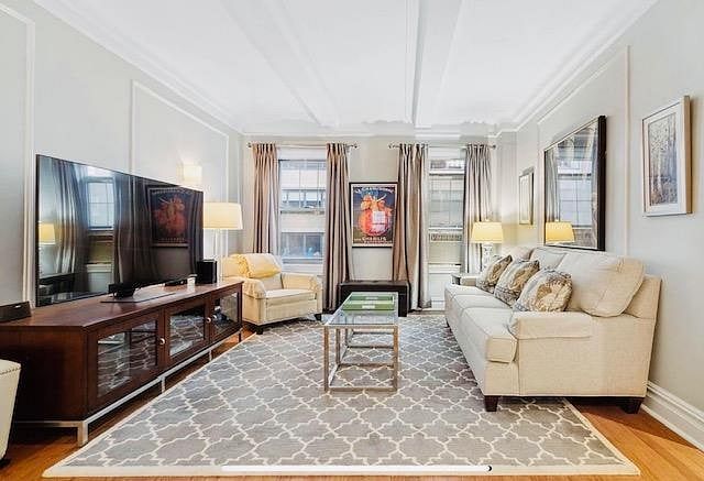 25 West 64th Street #4A