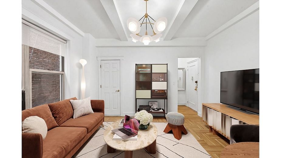 25 West 64th Street #4D
