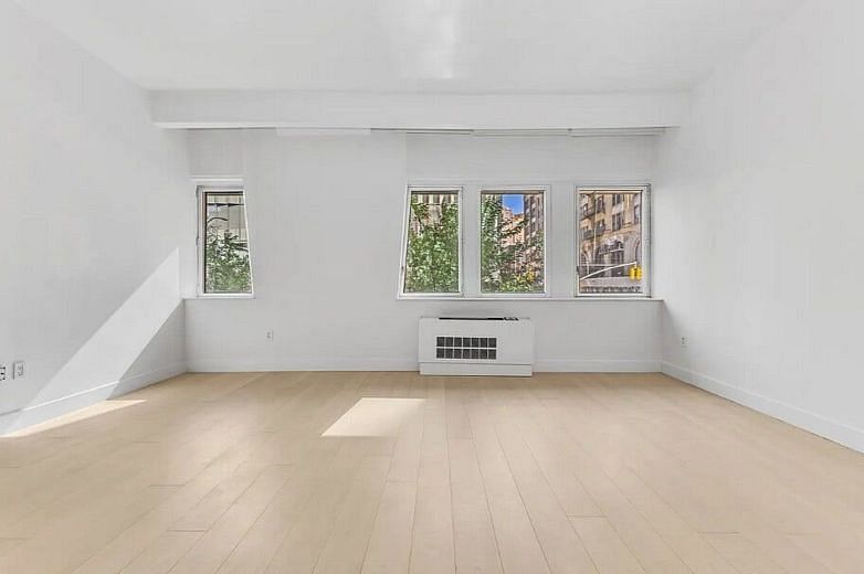 25 West Houston Street #2B