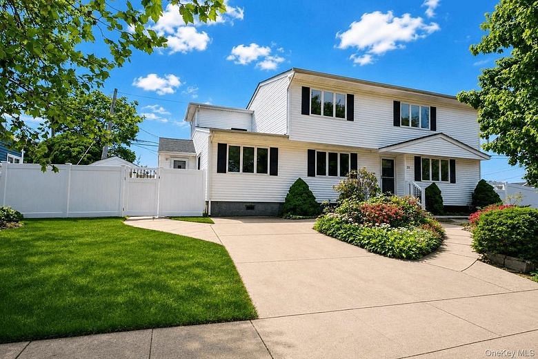 25 Whitetail Lane