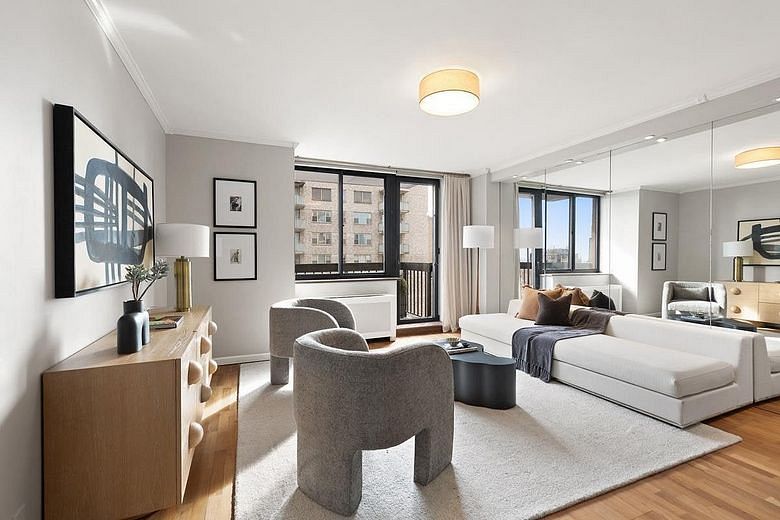 250 East 40th Street #30F