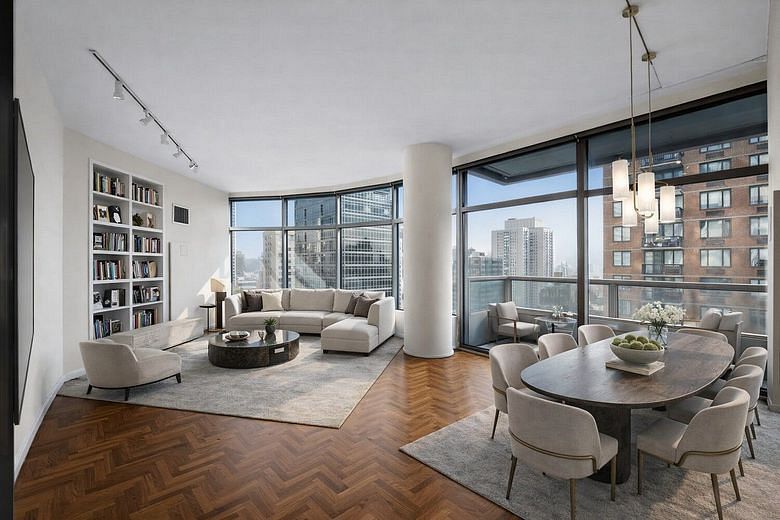 250 East 54th Street #28C