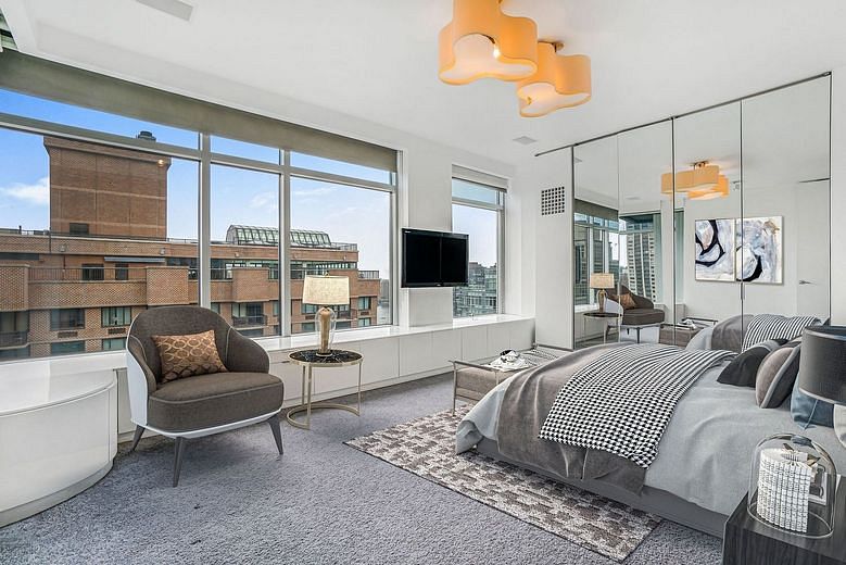 250 East 54th Street #34C