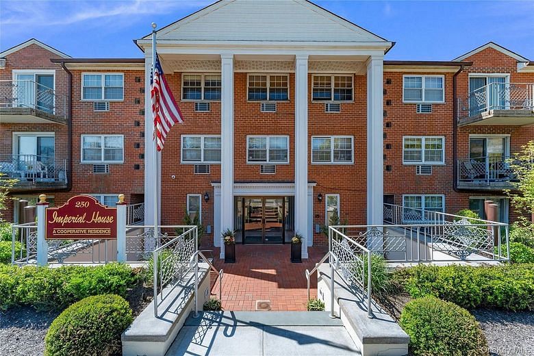 250 N Village Avenue #A24