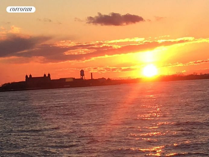 250 South End Avenue #PH2B