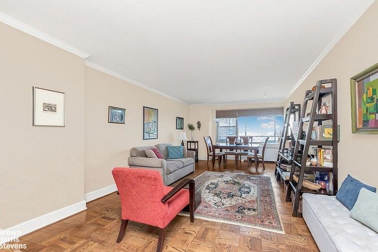2500 Johnson avenue #15R