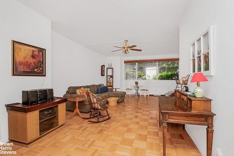 2500 Johnson avenue #1L