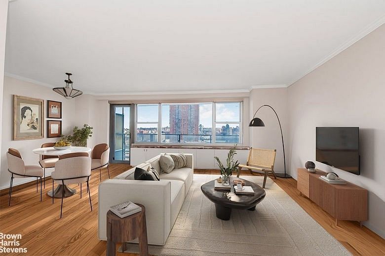 2500 Johnson avenue #3S