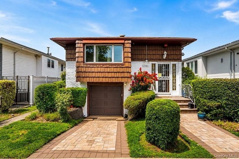 2508 E 64th Street