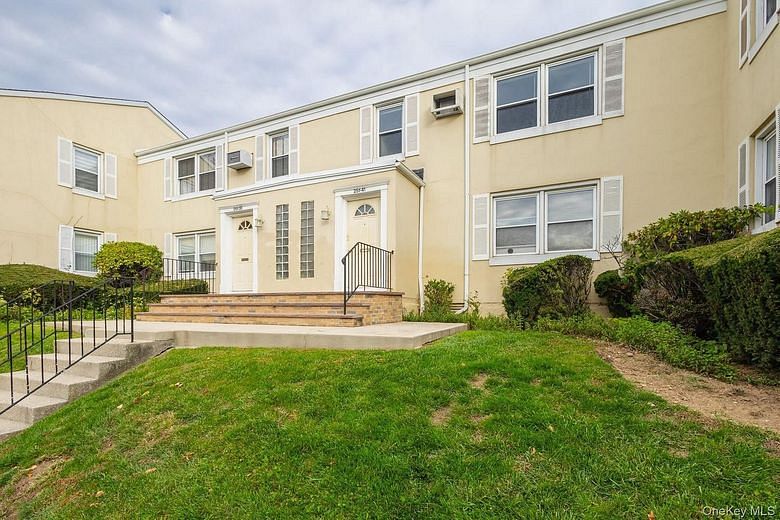 251-41 71st Road #54B