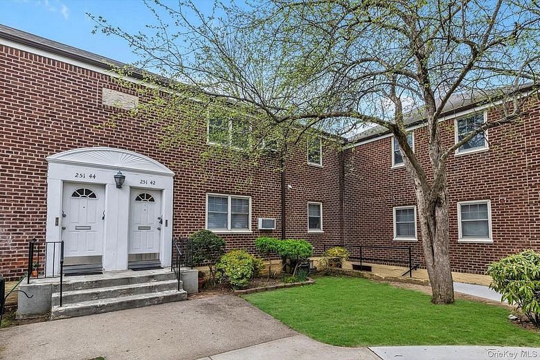 251-42 61st Avenue #3-1150