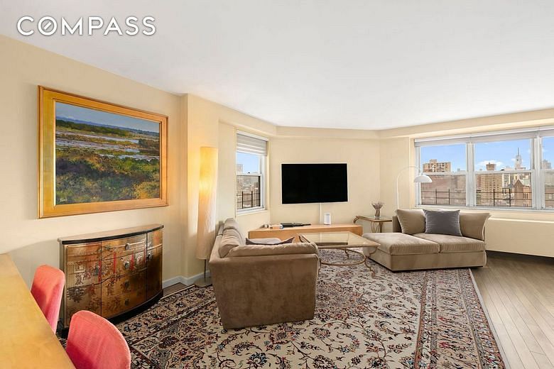 251 East 32nd Street #19E