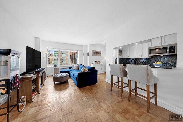 251 East 51st Street #19N