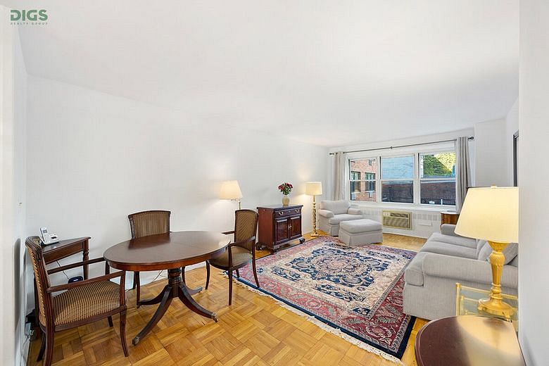 251 East 51st Street #3B