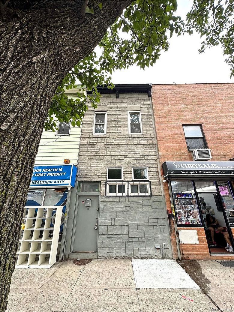 251 Graham Avenue