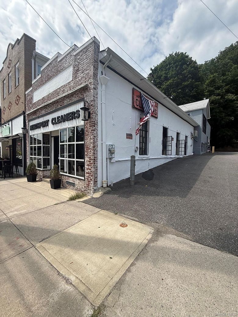 251 Main Street