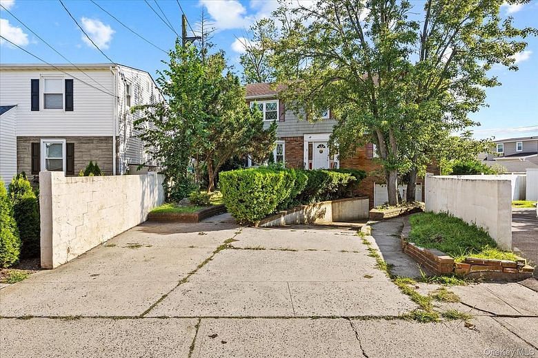 251 Perkins Avenue