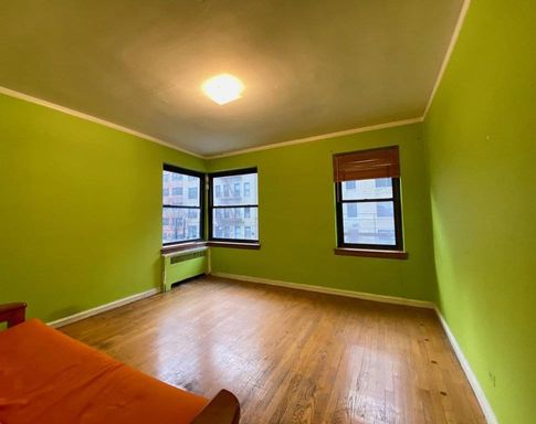 Image 1 of 11 for 251 Seaman Avenue #2H in Manhattan, NEW YORK, NY, 10034