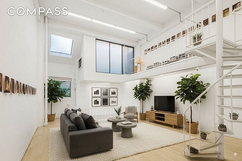 251 West 19th Street #1G