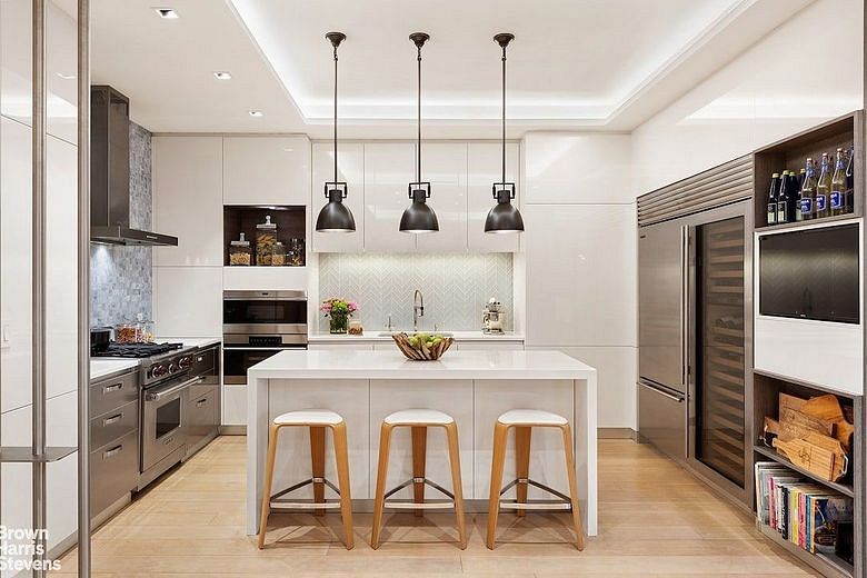 251 West 19th Street #3A