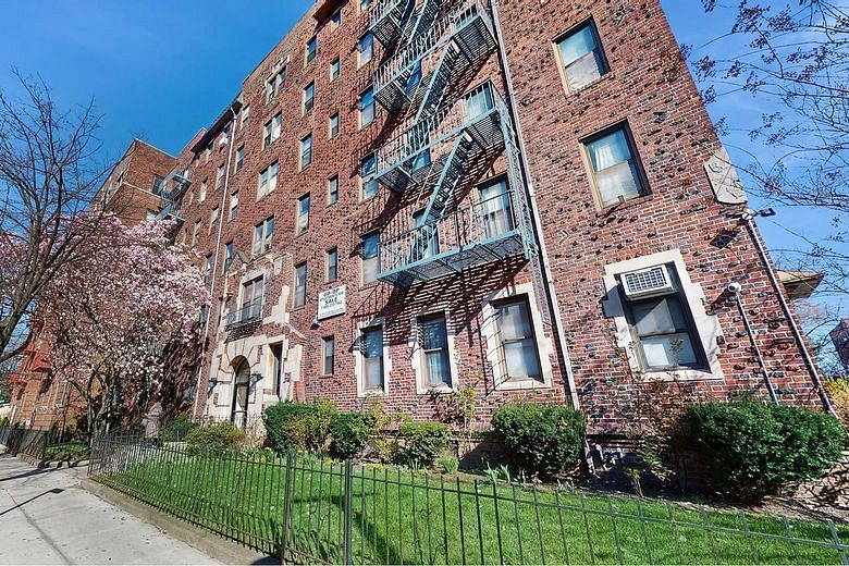 2515 Glenwood Road #2E