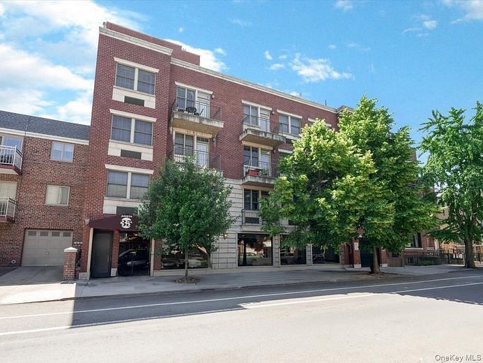 2519 35th Street #4C