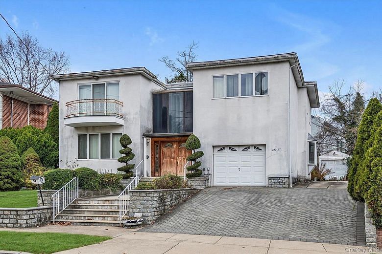 25271 Brattle Avenue