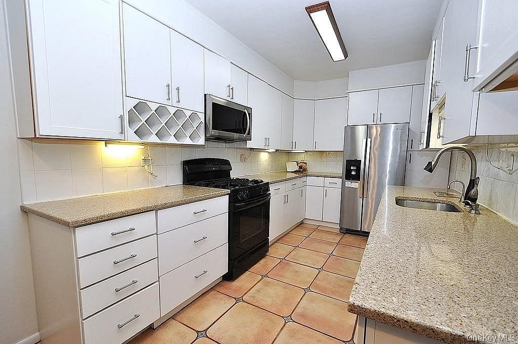 Image 1 of 50 for 253 Garth Road #1S in Westchester, Scarsdale, NY, 10583