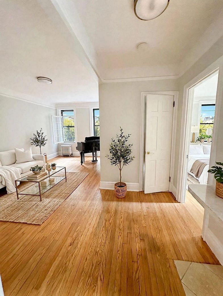 253 West 16th Street #3G