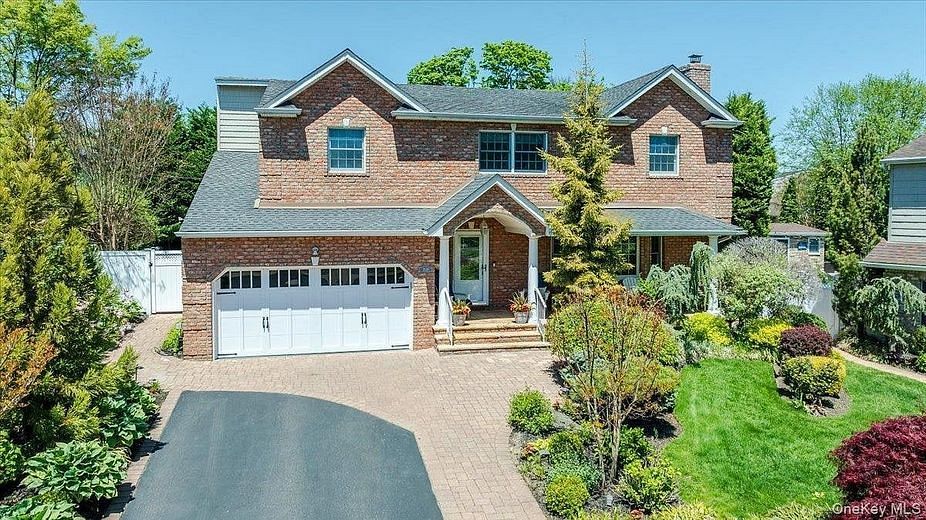 2539 Bradley Court