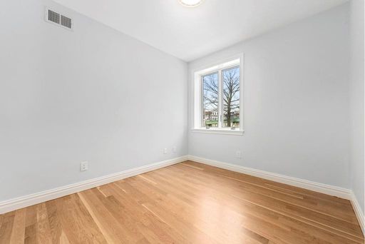 Image 1 of 8 for 423 Greenwood Avenue #2R in Brooklyn, NY, 11218