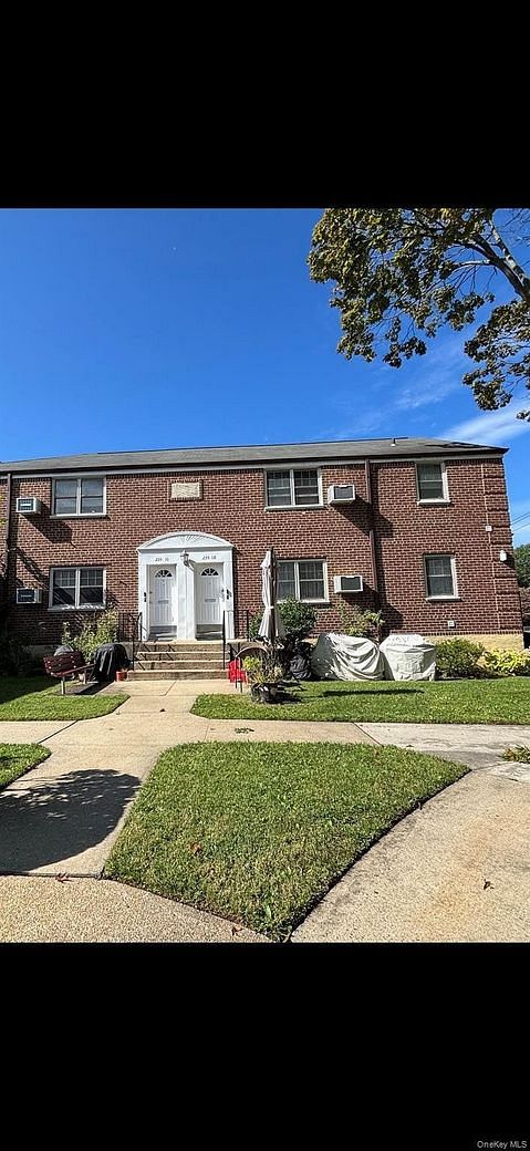 255-10 61st Avenue #907