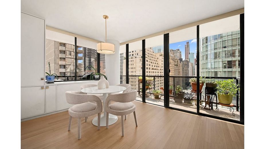 255 East 49th Street #14D