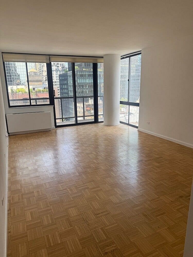 255 East 49th Street #15A